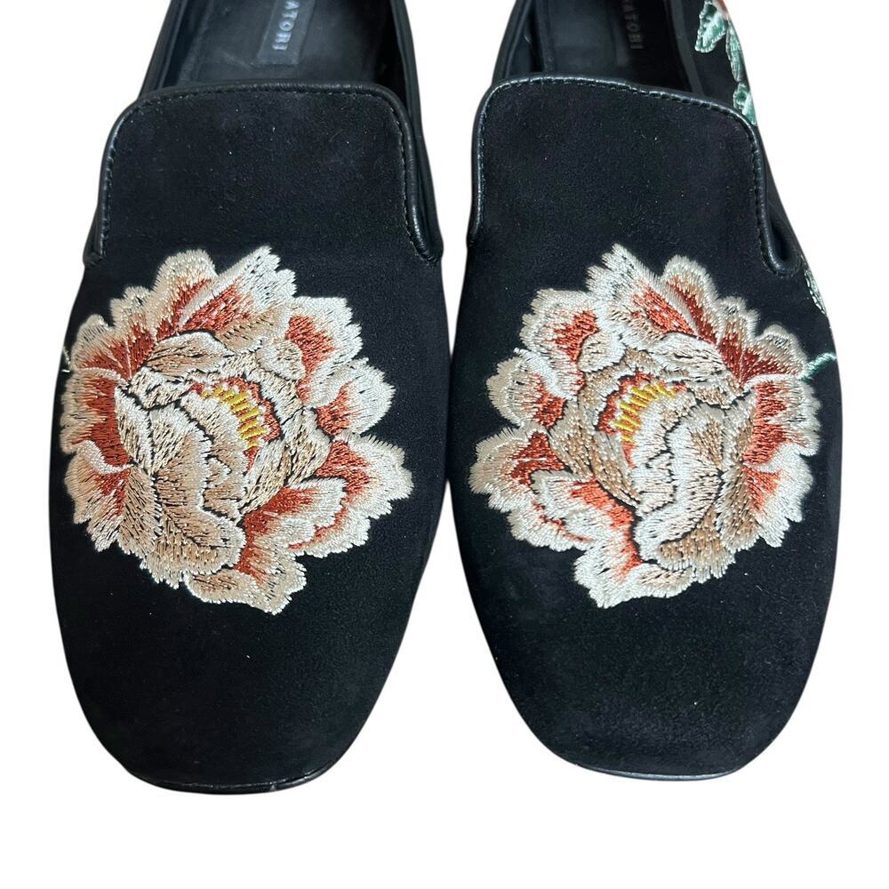 Natori Women's Black Edda Suede Embroidered Floral Loafers Size 9.5 Slip On - Picture 3 of 12